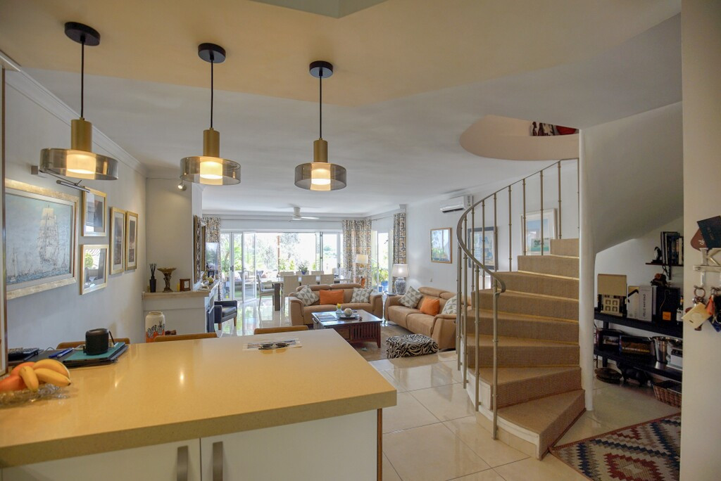 4 Bed Townhouse for sale in Nueva Andalucía Costa Del Sol, Málaga, Spain