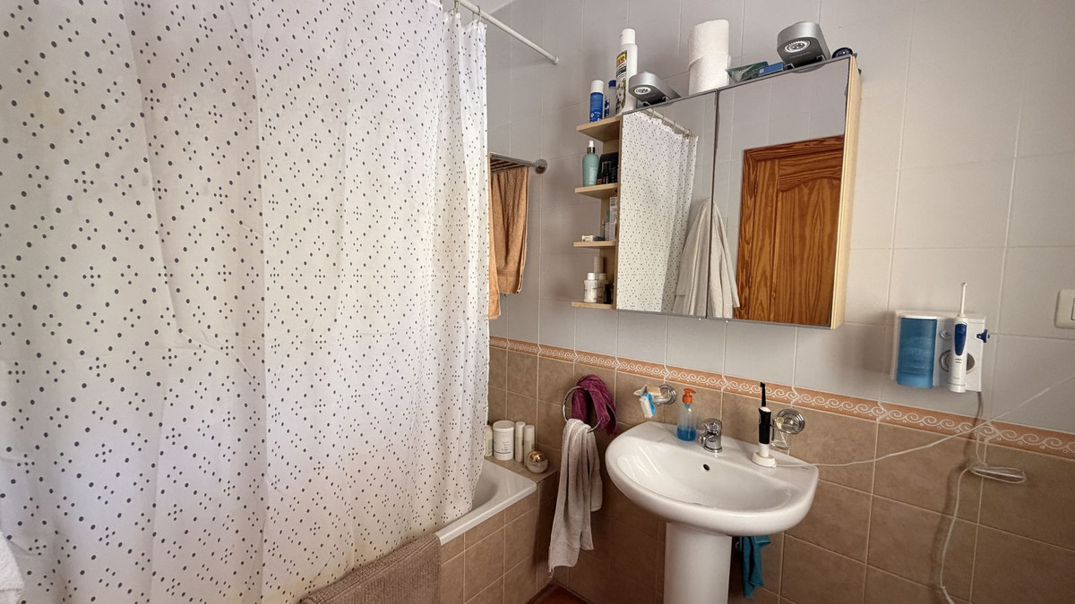 3 Bed Townhouse for sale in Alhaurín El Grande Costa Del Sol, Málaga, Spain