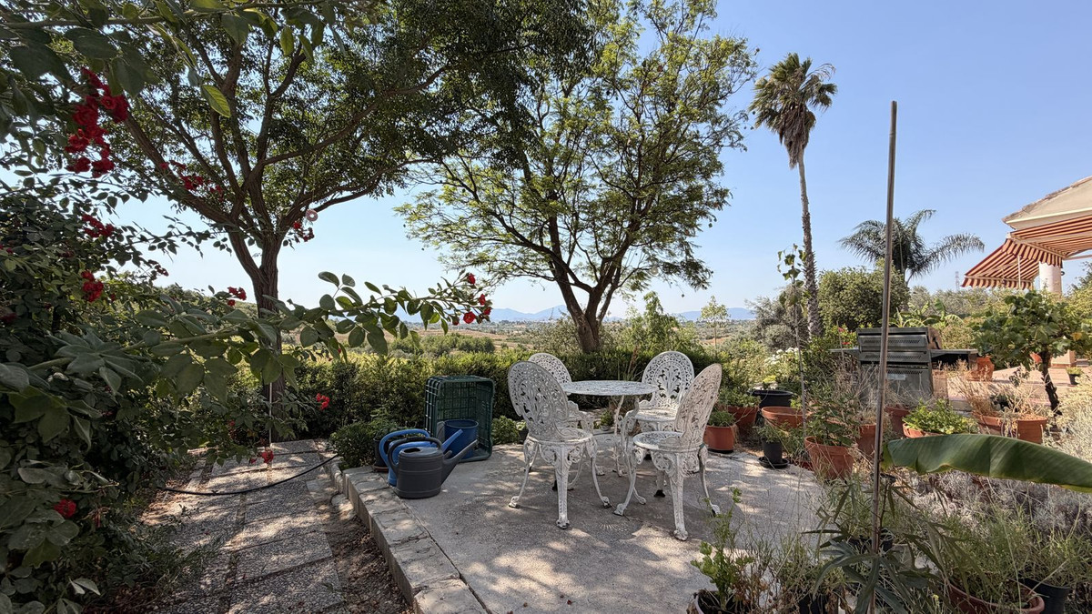 3 Bed Townhouse for sale in Alhaurín El Grande Costa Del Sol, Málaga, Spain