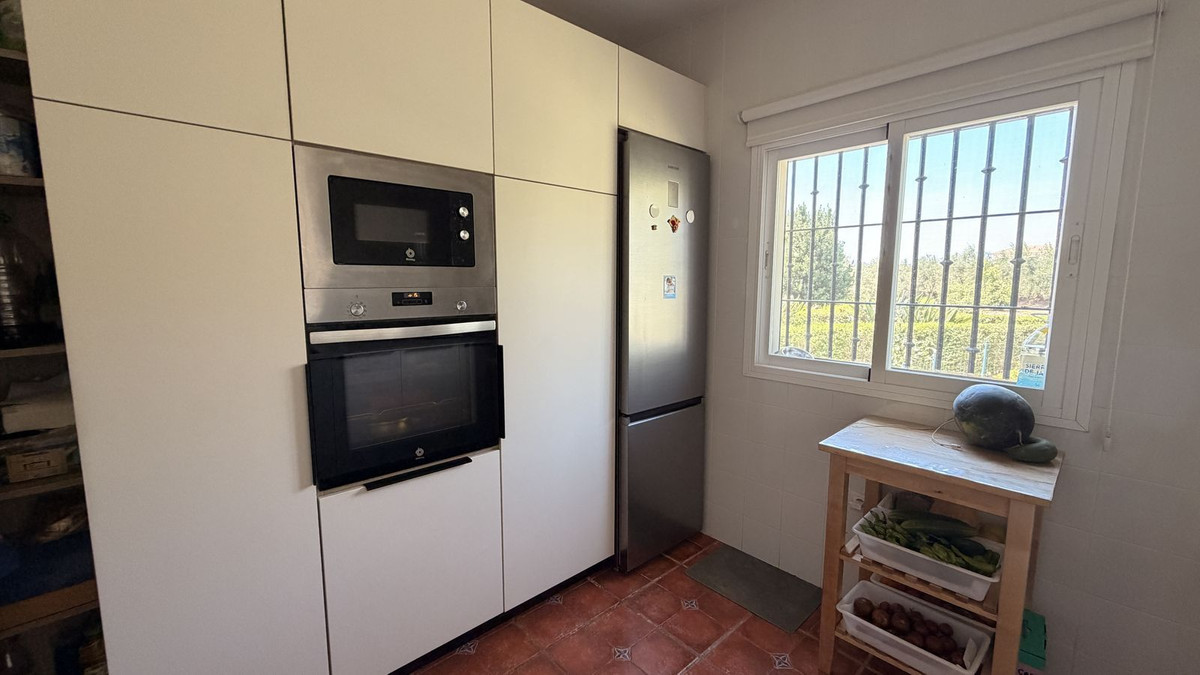 3 Bed Townhouse for sale in Alhaurín El Grande Costa Del Sol, Málaga, Spain