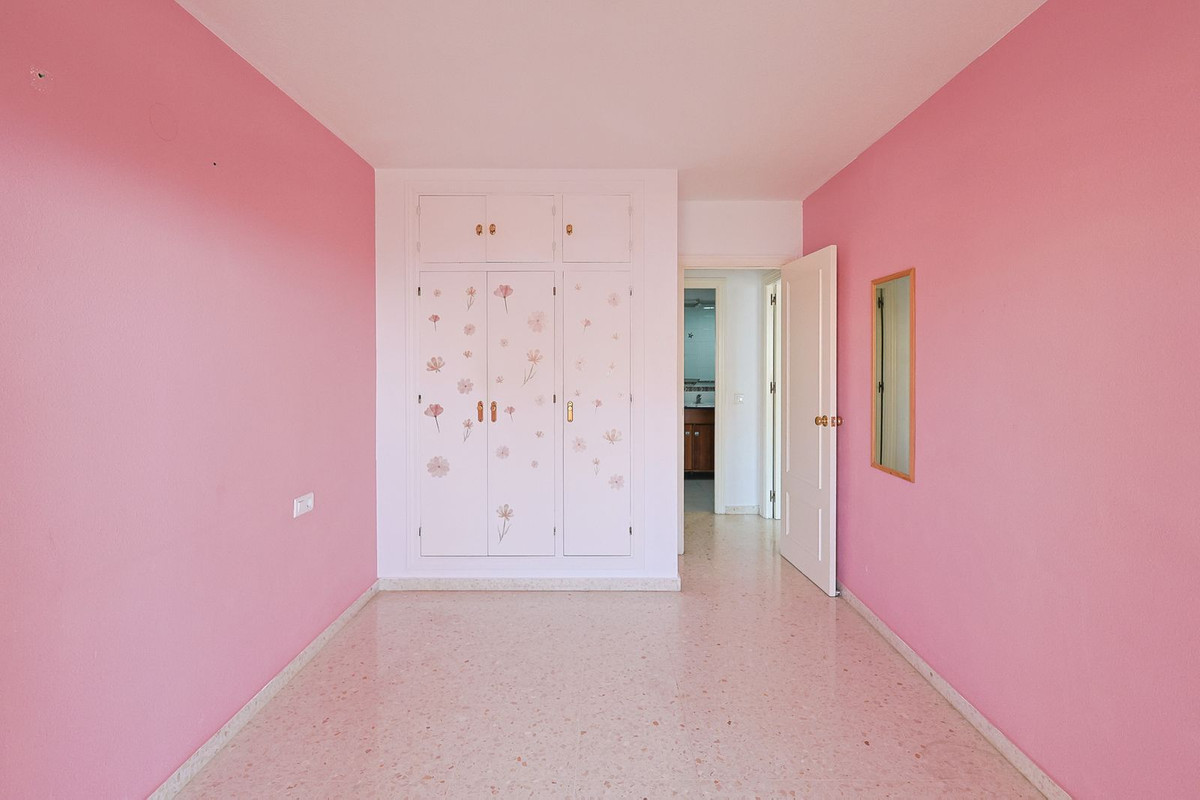 2 Bed Apartment for sale in Arroyo De La Miel Costa Del Sol, Málaga, Spain