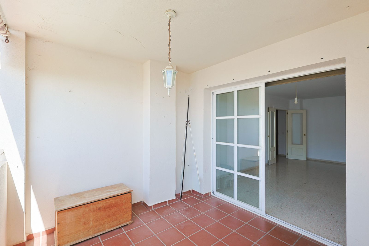 2 Bed Apartment for sale in Arroyo De La Miel Costa Del Sol, Málaga, Spain