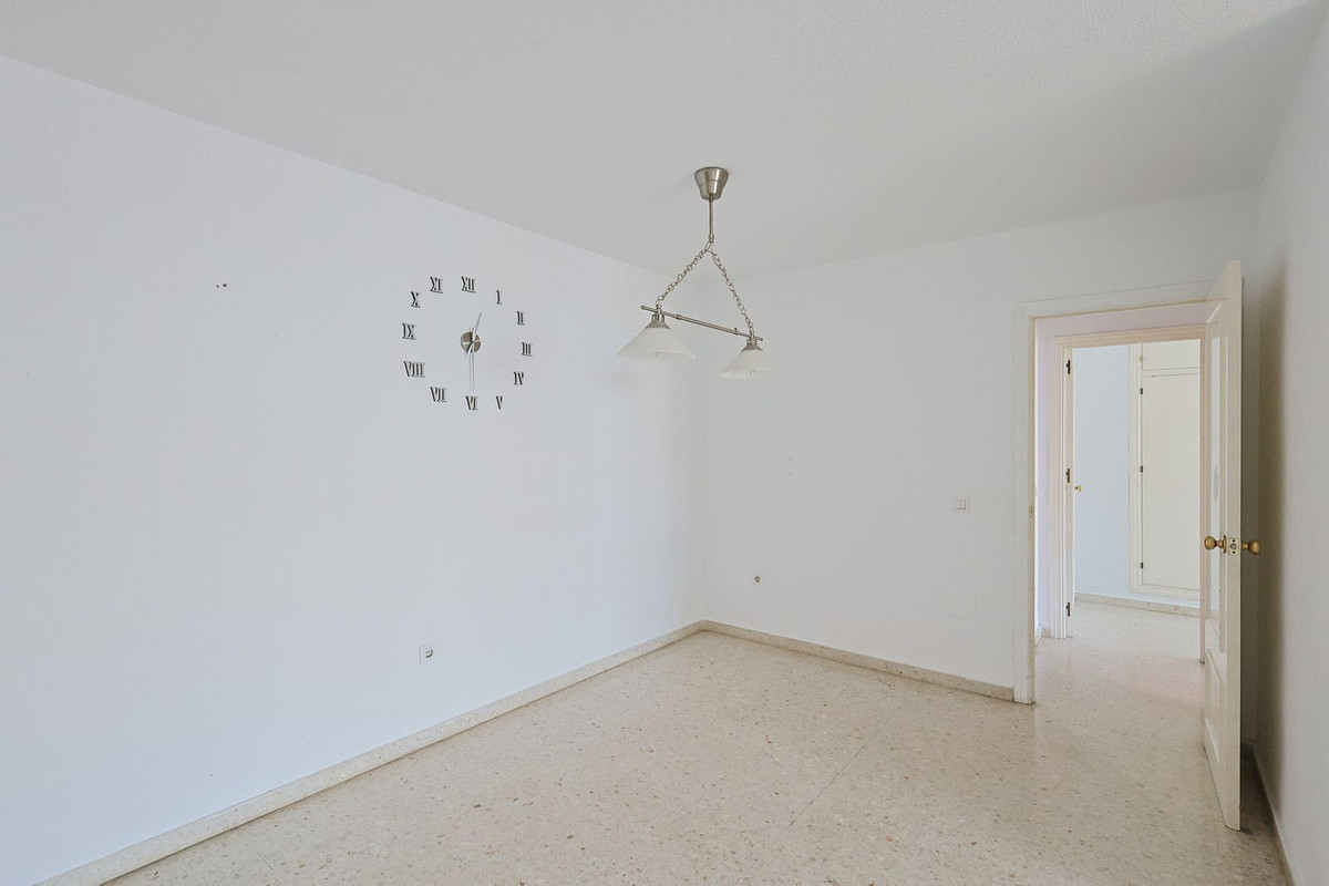 2 Bed Apartment for sale in Arroyo De La Miel Costa Del Sol, Málaga, Spain
