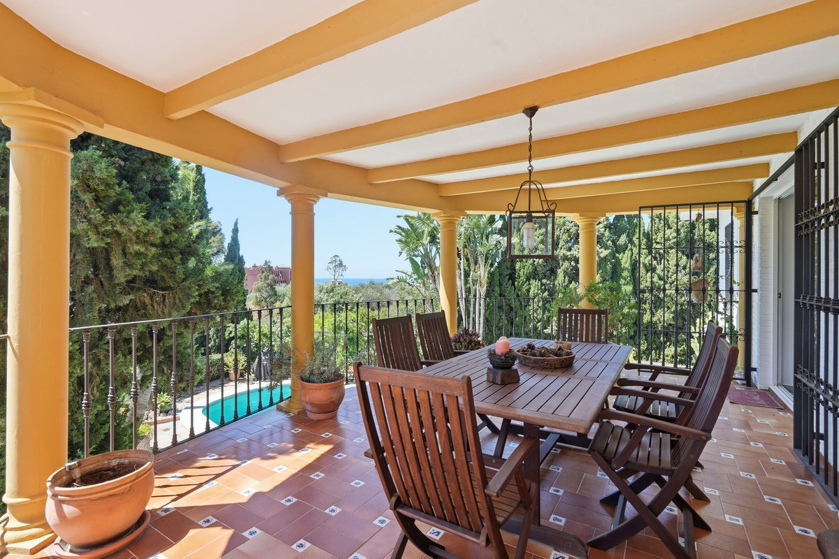 Se vende Villa - Chalet de 5 dormitorios en Costa Del Sol, Málaga, España