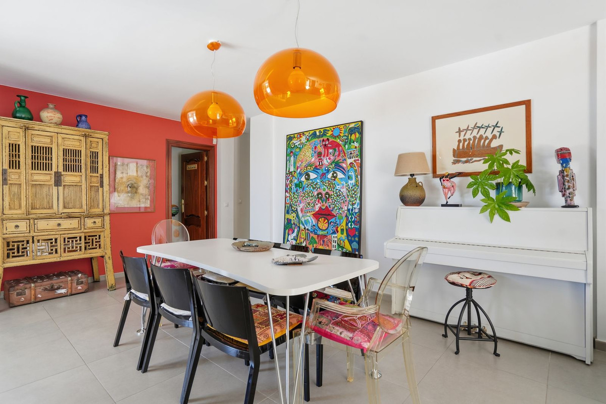 Se vende Villa - Chalet de 5 dormitorios en Costa Del Sol, Málaga, España