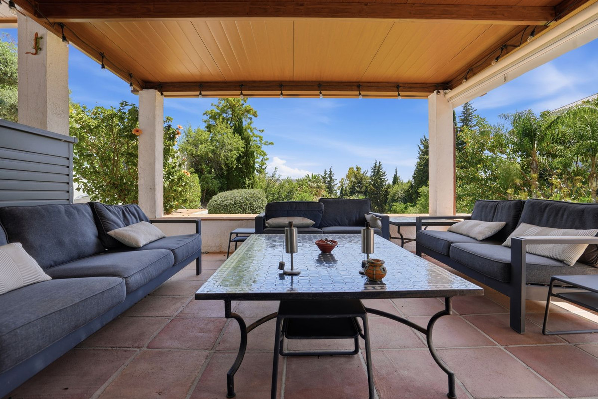 Se vende Villa - Chalet de 4 dormitorios en Costa Del Sol, Málaga, España