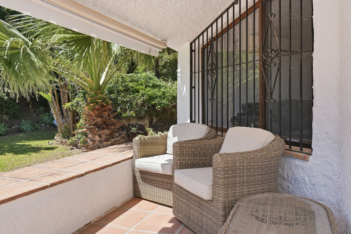 Se vende Villa - Chalet de 4 dormitorios en Costa Del Sol, Málaga, España
