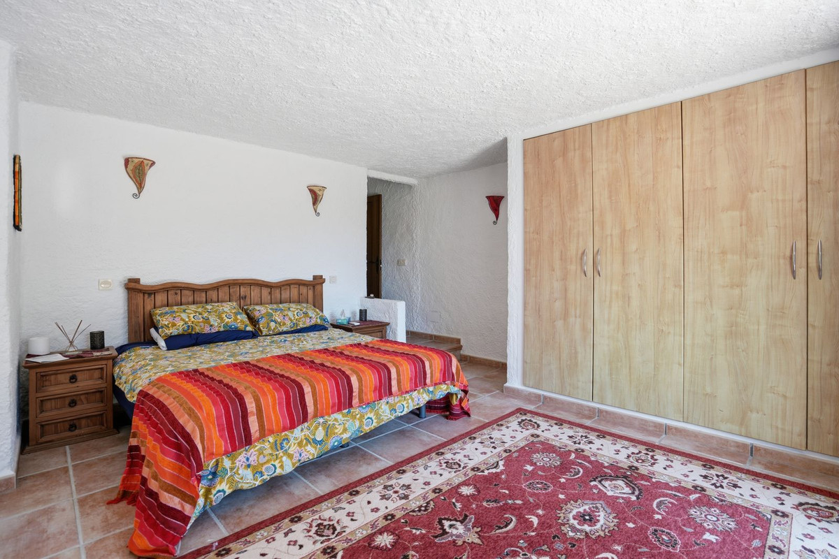 Se vende Villa - Chalet de 4 dormitorios en Costa Del Sol, Málaga, España