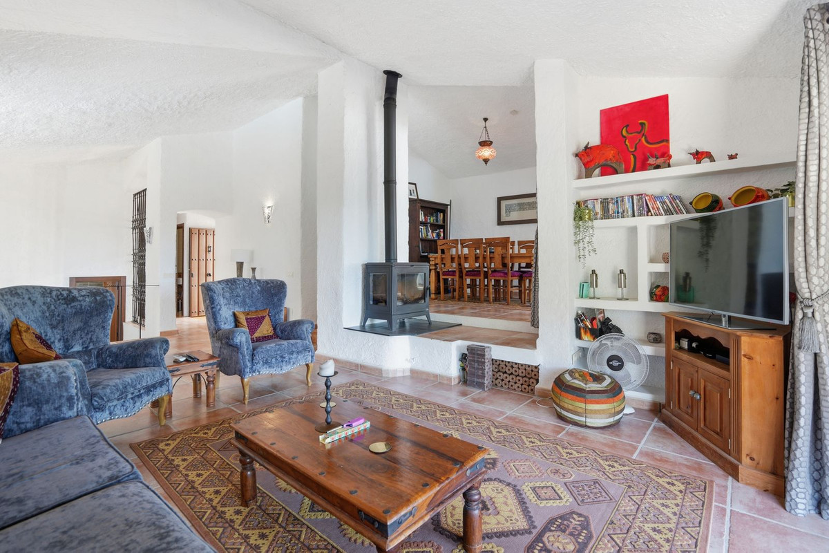 Se vende Villa - Chalet de 4 dormitorios en Costa Del Sol, Málaga, España