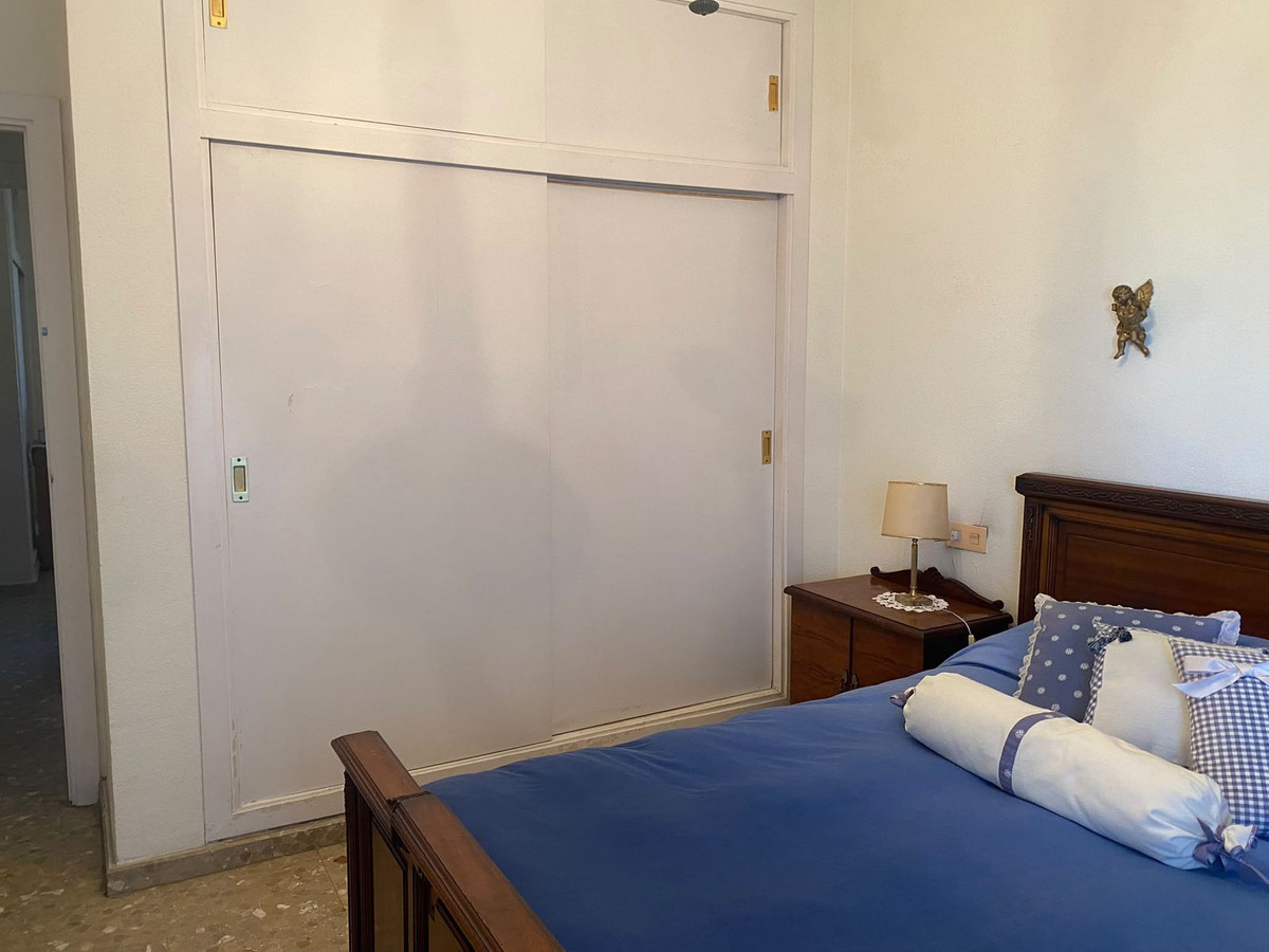Se vende Apartamento Planta Media de 2 dormitorios en Costa Del Sol, Málaga, España