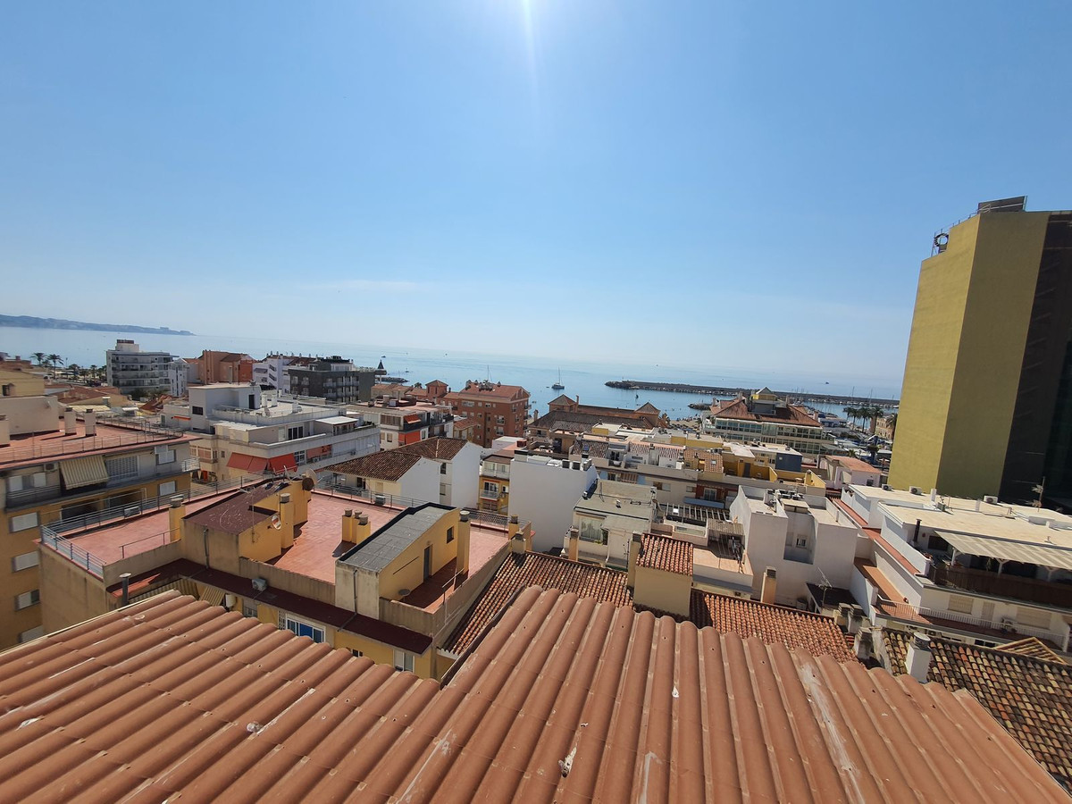 2 Bed Apartment for sale in Fuengirola Costa Del Sol, Málaga, Spain