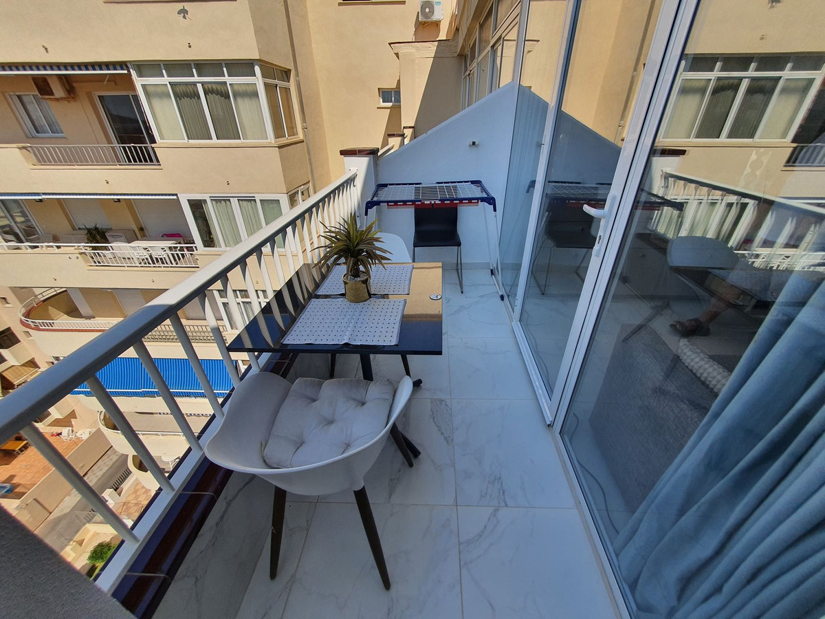 2 Bed Apartment for sale in Fuengirola Costa Del Sol, Málaga, Spain