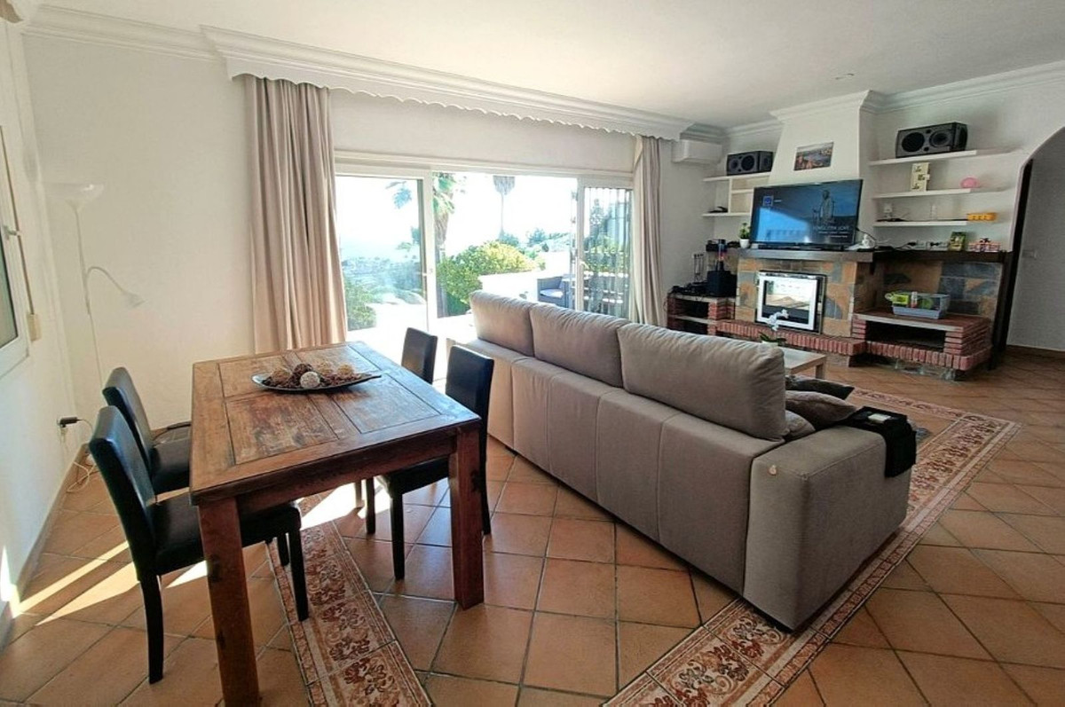 3 Bed Townhouse for sale in Estepona Costa Del Sol, Málaga, Spain