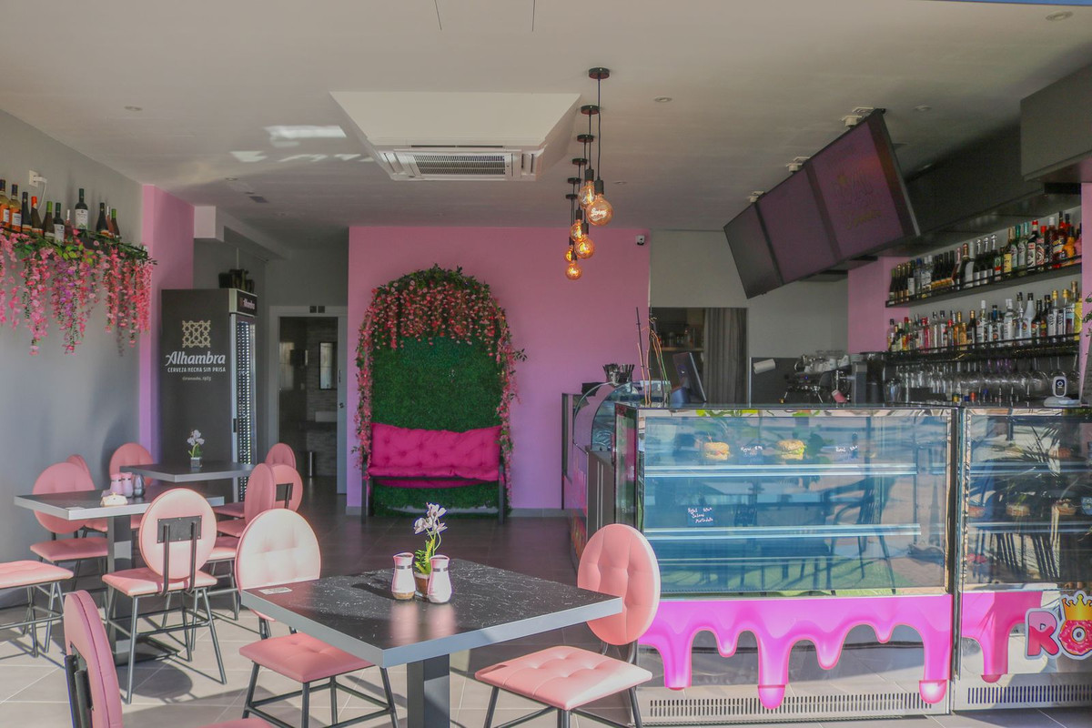 Commercial unit for sale in Fuengirola Costa Del Sol, Málaga, Spain