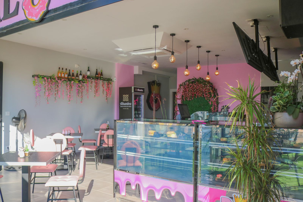 Commercial unit for sale in Fuengirola Costa Del Sol, Málaga, Spain
