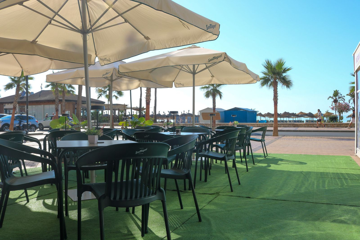 Commercial unit for sale in Fuengirola Costa Del Sol, Málaga, Spain