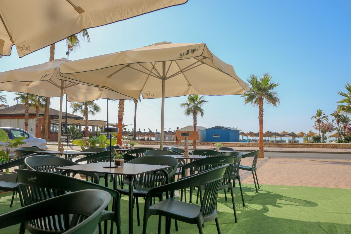 Commercial unit for sale in Fuengirola Costa Del Sol, Málaga, Spain