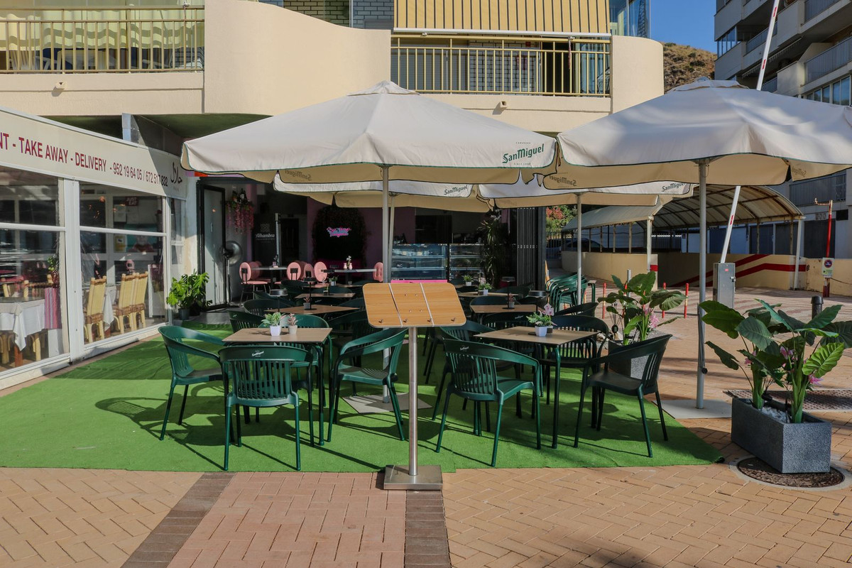 Commercial unit for sale in Fuengirola Costa Del Sol, Málaga, Spain