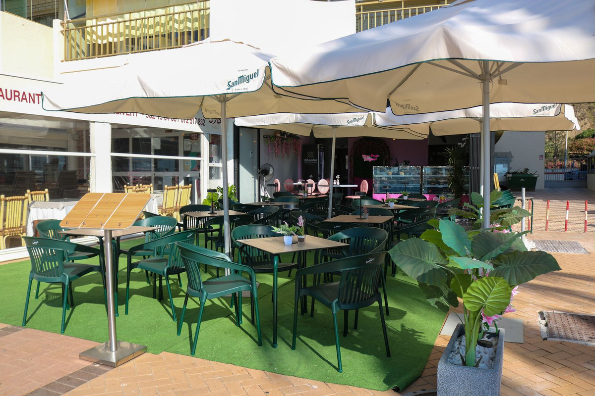 Commercial unit for sale in Fuengirola Costa Del Sol, Málaga, Spain