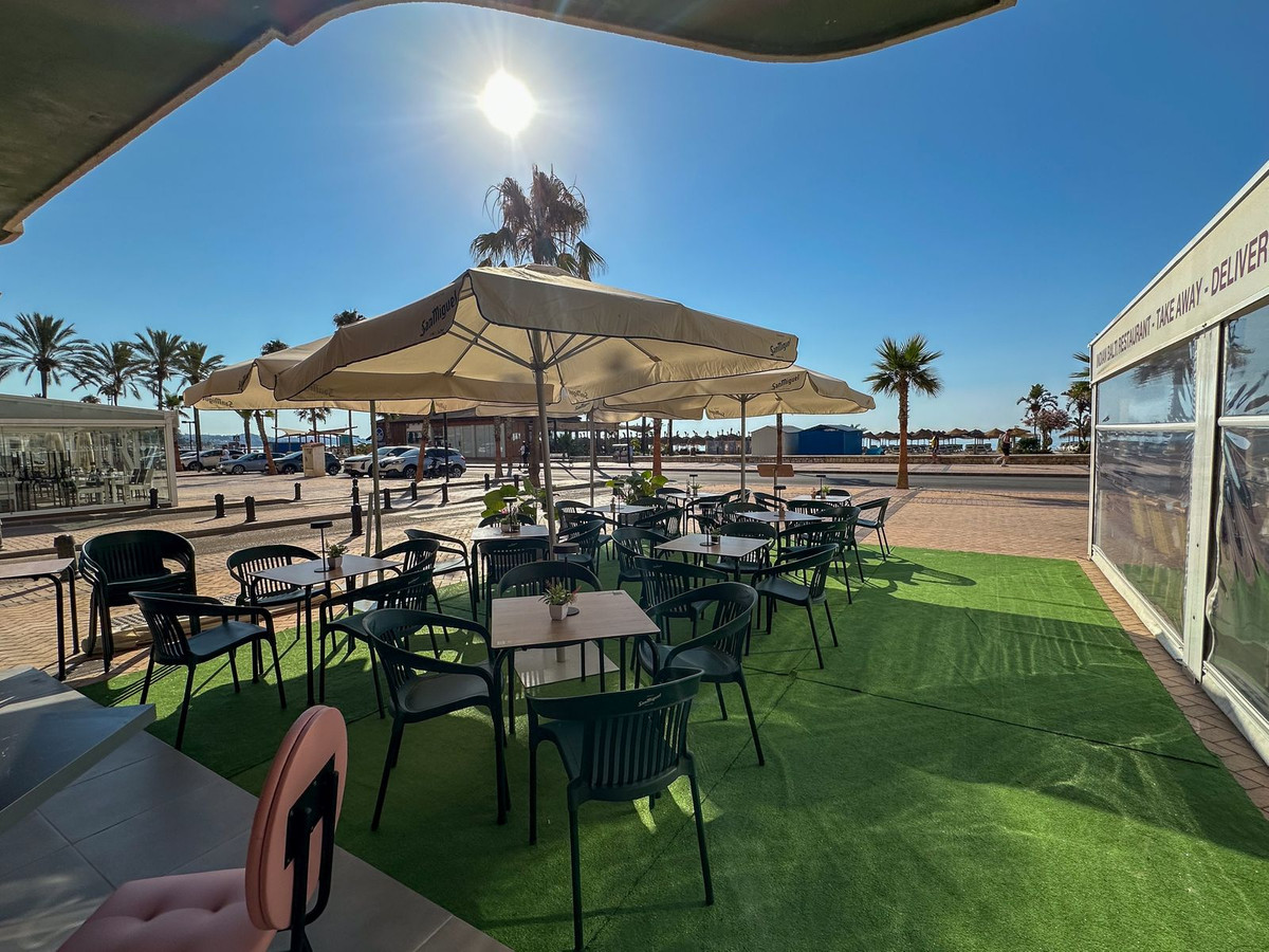 Commercial unit for sale in Fuengirola Costa Del Sol, Málaga, Spain