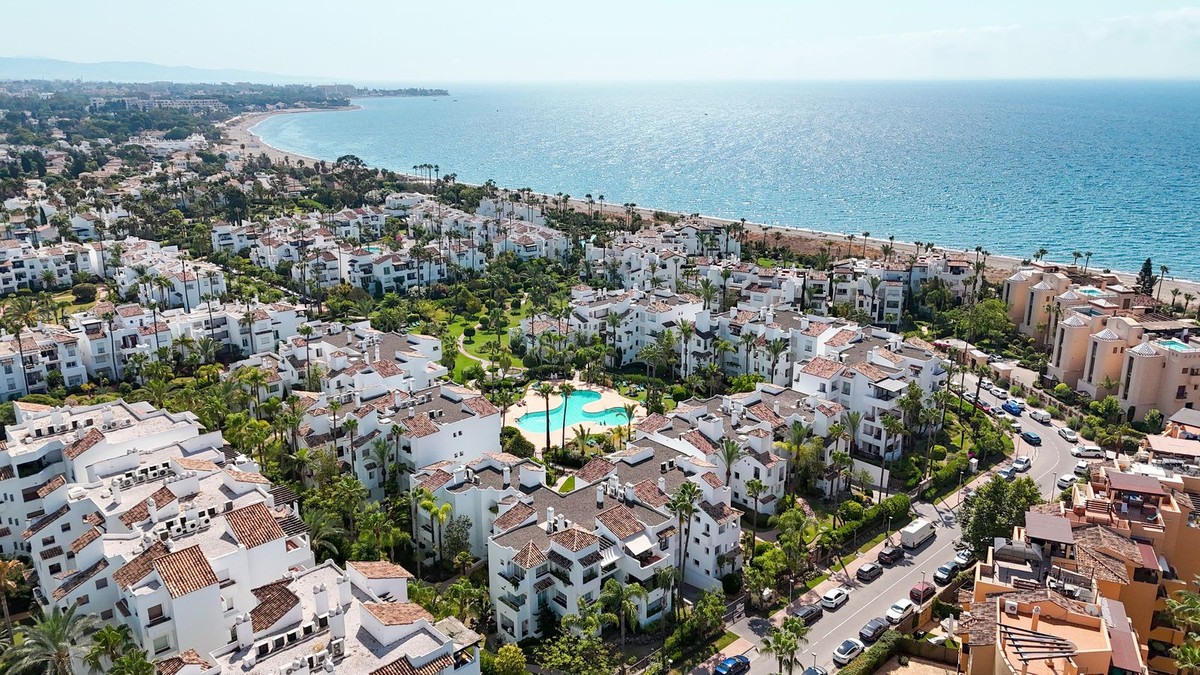 3 Bed Apartment for sale in Costalita Costa Del Sol, Málaga, Spain