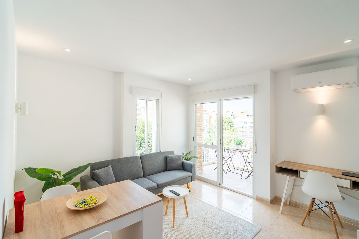 1 Bed Apartment for sale in Arroyo De La Miel Costa Del Sol, Málaga, Spain