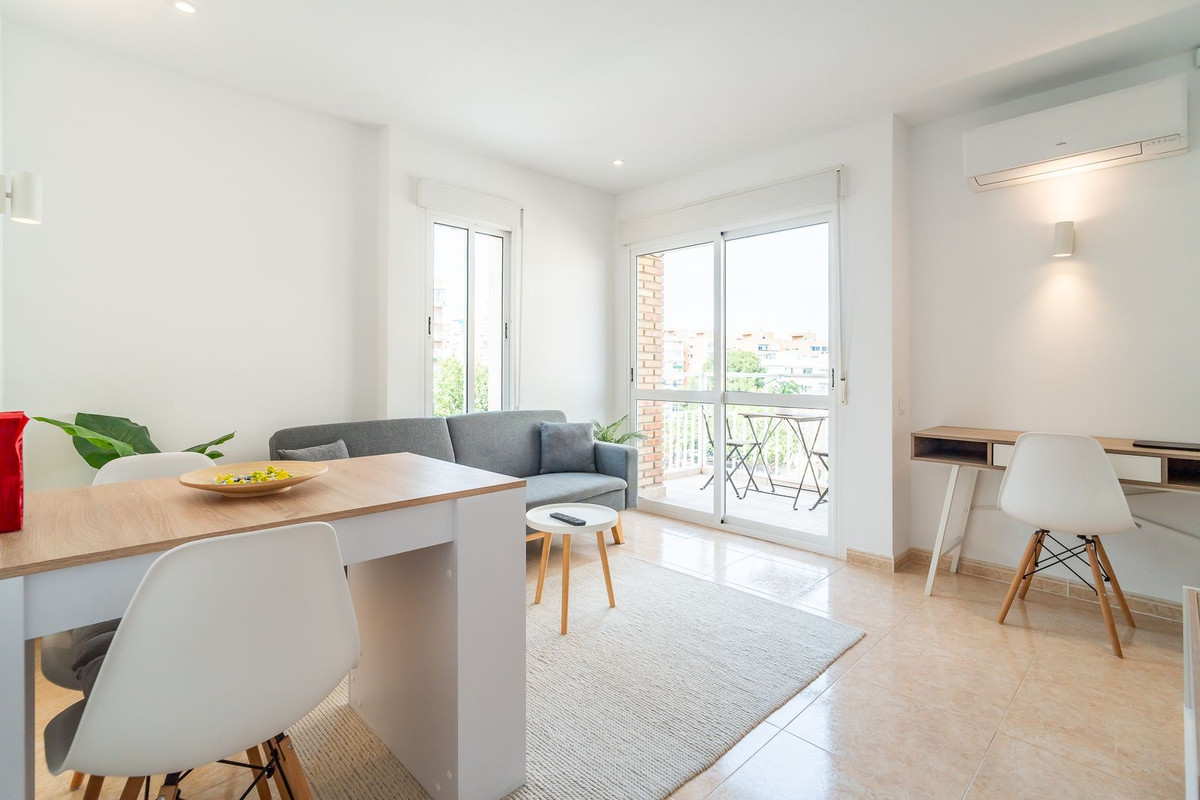1 Bed Apartment for sale in Arroyo De La Miel Costa Del Sol, Málaga, Spain