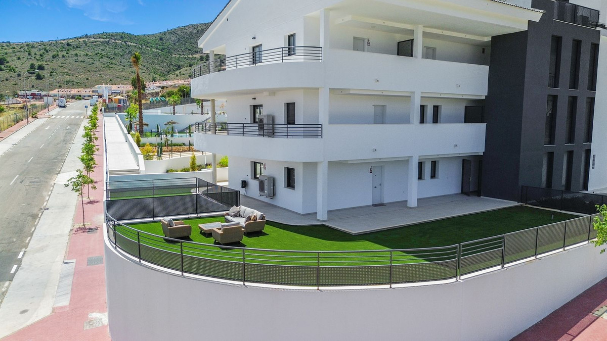 3 Bed Apartment for sale in Benalmadena Costa Del Sol, Málaga, Spain