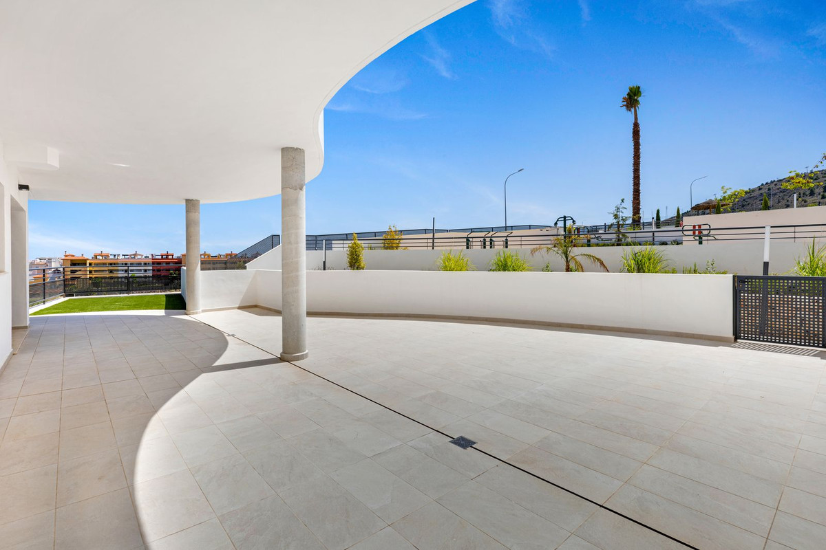 3 Bed Apartment for sale in Benalmadena Costa Del Sol, Málaga, Spain