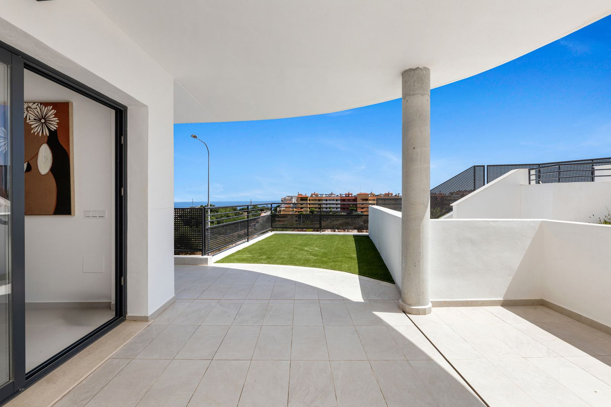 3 Bed Apartment for sale in Benalmadena Costa Del Sol, Málaga, Spain
