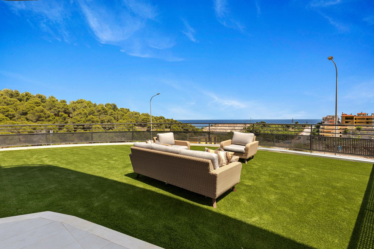 3 Bed Apartment for sale in Benalmadena Costa Del Sol, Málaga, Spain