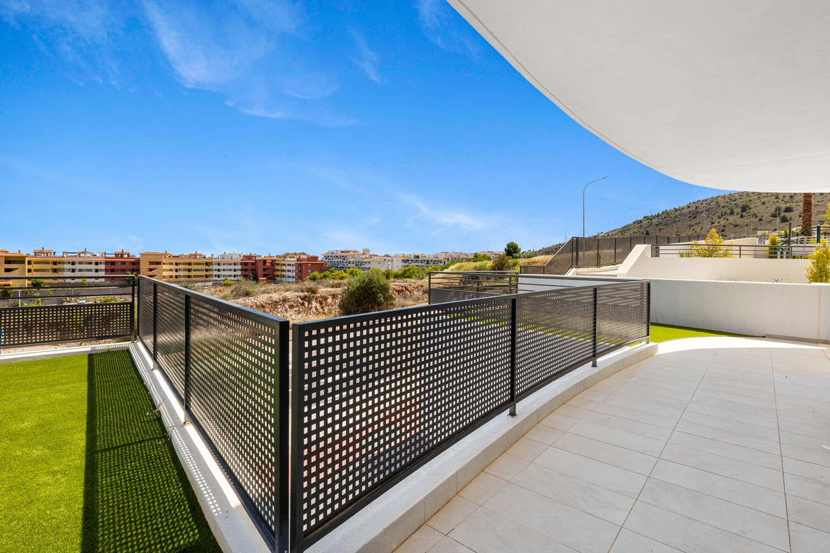 3 Bed Apartment for sale in Benalmadena Costa Del Sol, Málaga, Spain