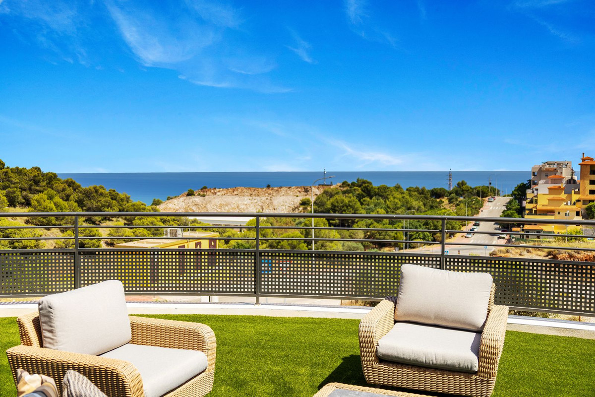 3 Bed Apartment for sale in Benalmadena Costa Del Sol, Málaga, Spain