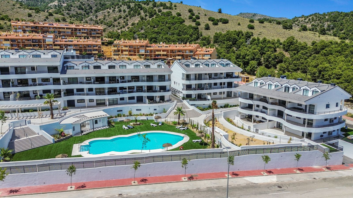 3 Bed Apartment for sale in Benalmadena Costa Del Sol, Málaga, Spain