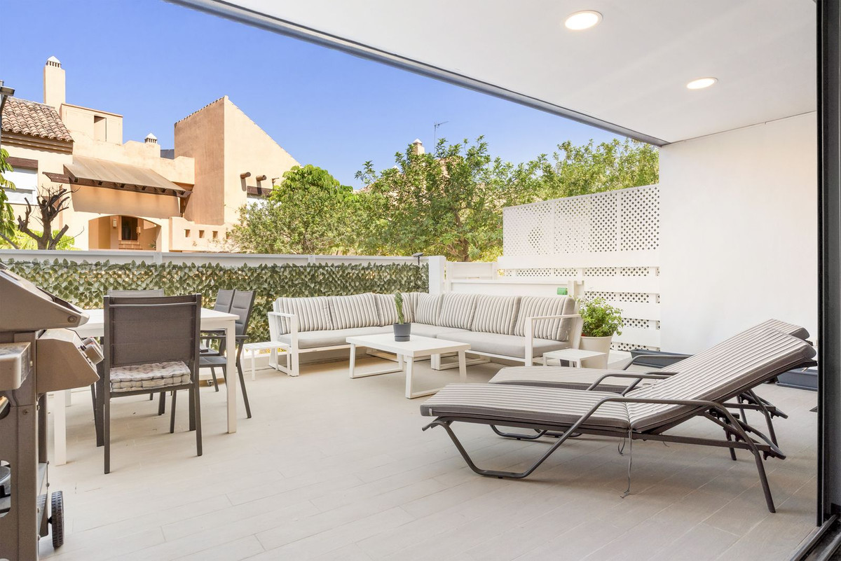 4 Bed Townhouse for sale in Estepona Costa Del Sol, Málaga, Spain
