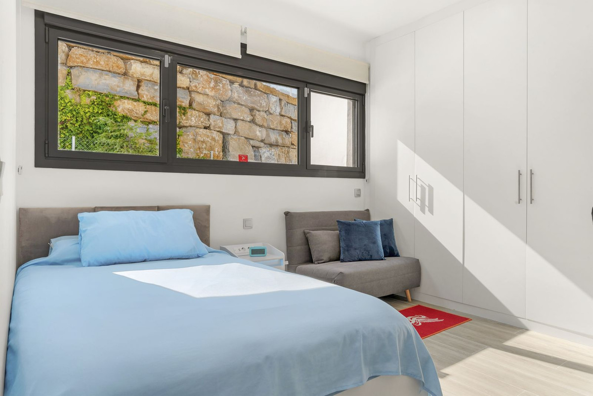4 Bed Townhouse for sale in Estepona Costa Del Sol, Málaga, Spain