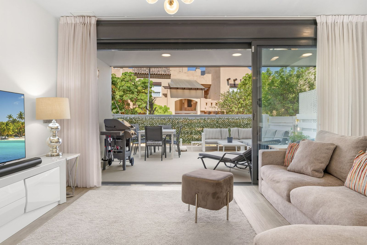 4 Bed Townhouse for sale in Estepona Costa Del Sol, Málaga, Spain