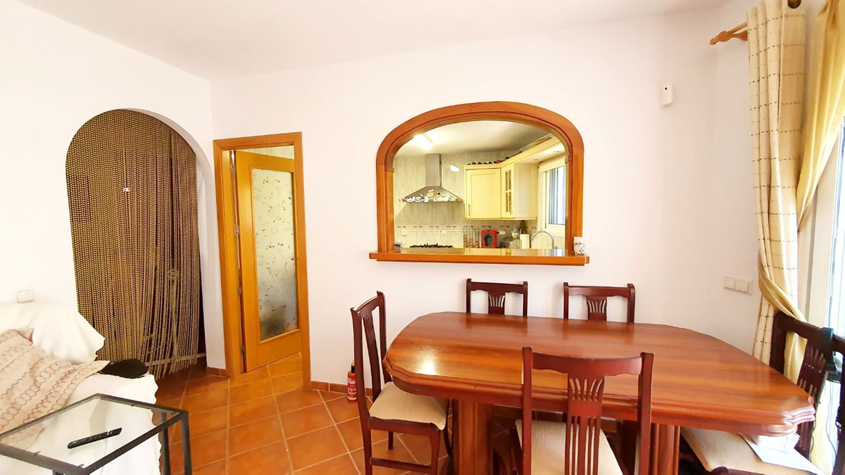 4 Bed Townhouse for sale in Torreblanca Costa Del Sol, Málaga, Spain