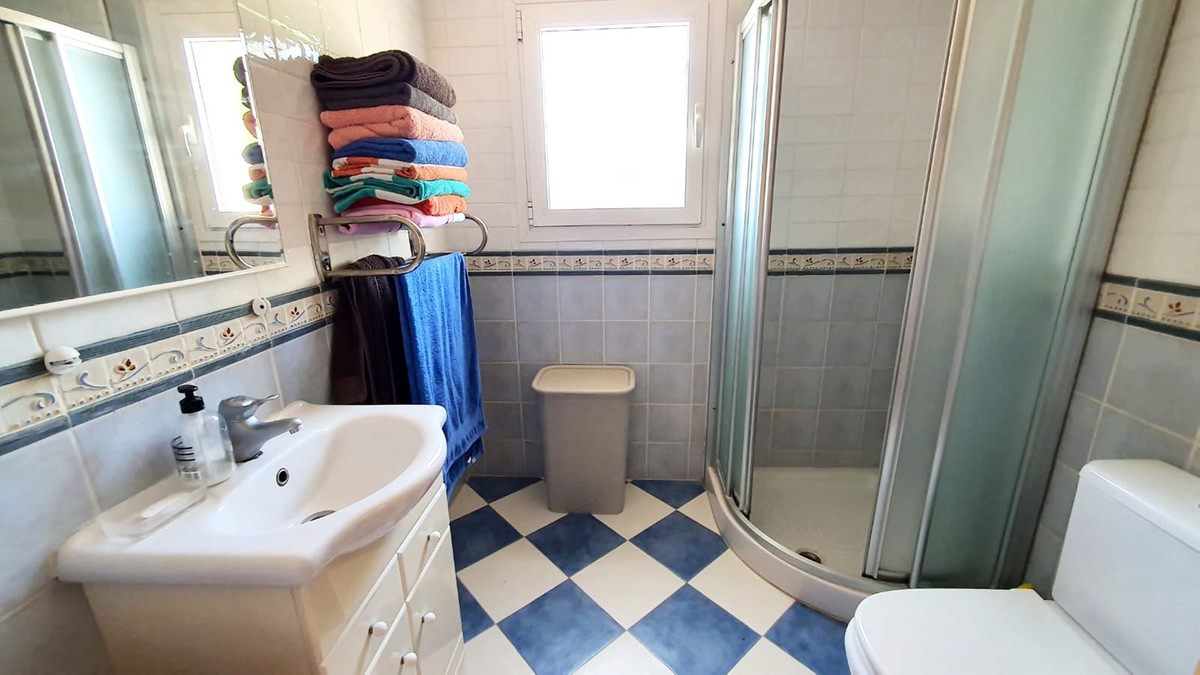 4 Bed Townhouse for sale in Torreblanca Costa Del Sol, Málaga, Spain