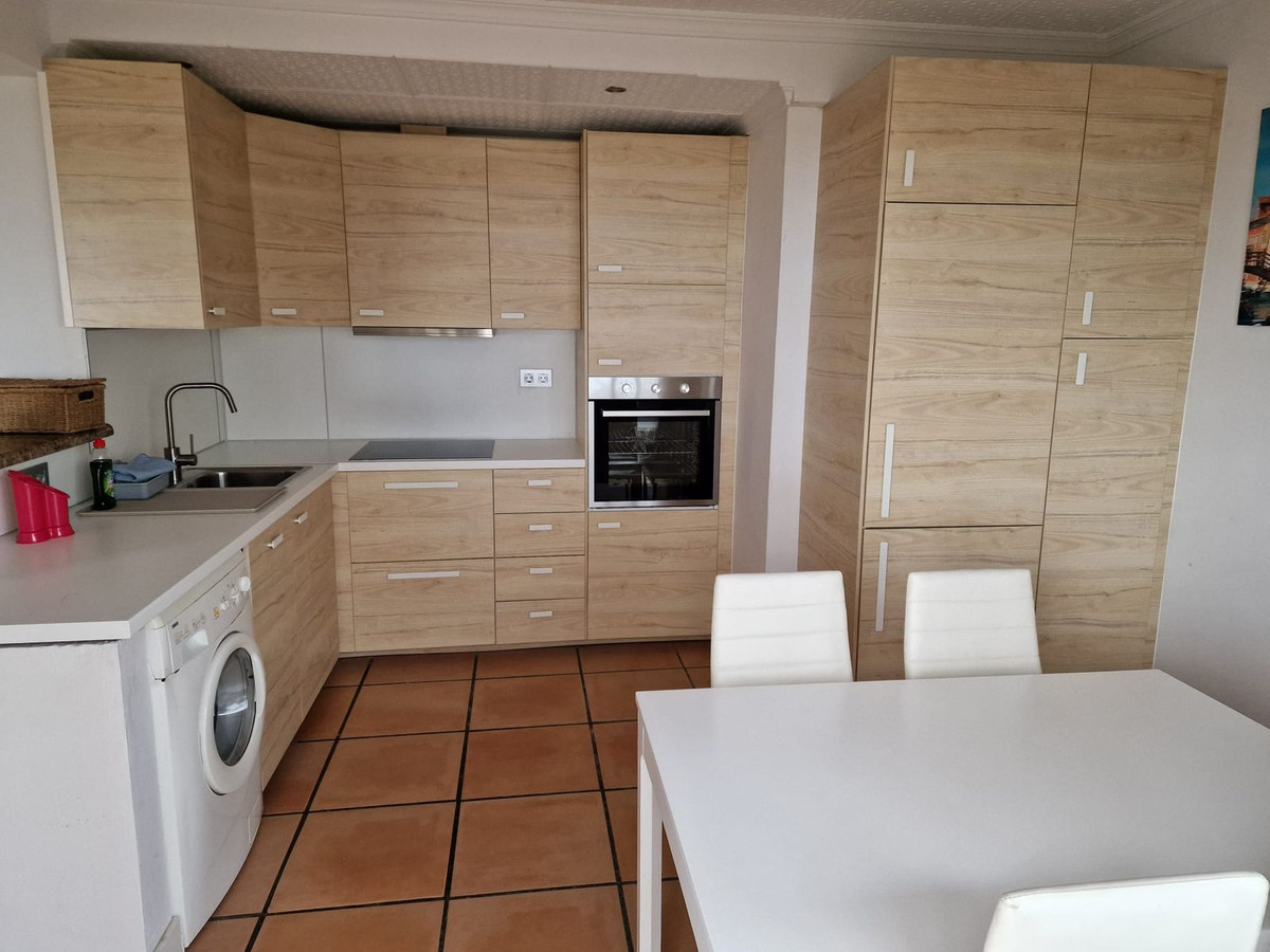 2 Bed Apartment for sale in Estepona Costa Del Sol, Málaga, Spain