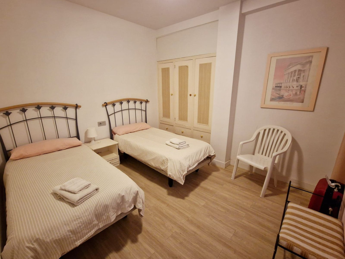 2 Bed Apartment for sale in Estepona Costa Del Sol, Málaga, Spain