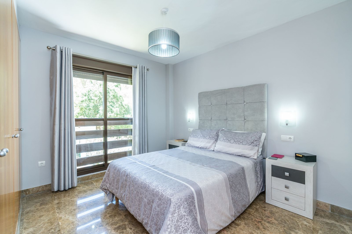 2 Bed Apartment for sale in Selwo Costa Del Sol, Málaga, Spain