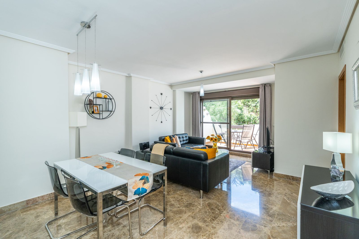 2 Bed Apartment for sale in Selwo Costa Del Sol, Málaga, Spain