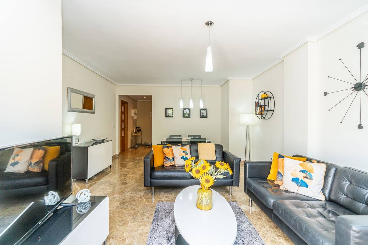 2 Bed Apartment for sale in Selwo Costa Del Sol, Málaga, Spain