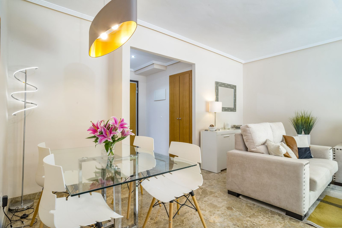 2 Bed Apartment for sale in Estepona Costa Del Sol, Málaga, Spain