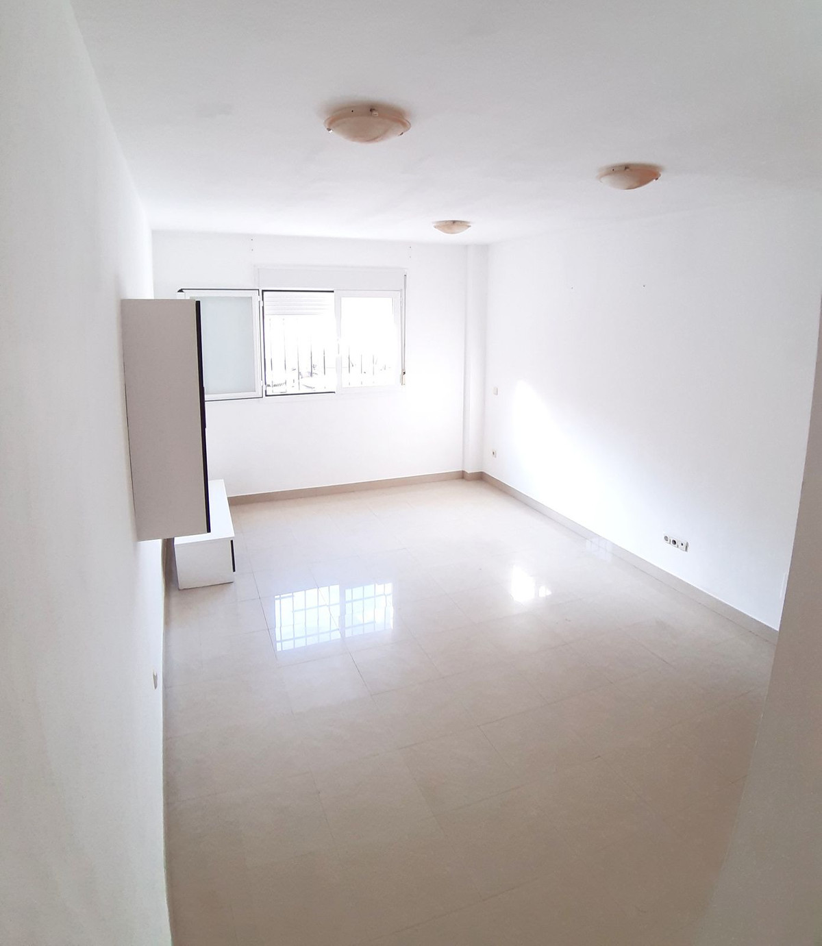 2 Bed Apartment for sale in Las Lagunas Costa Del Sol, Málaga, Spain