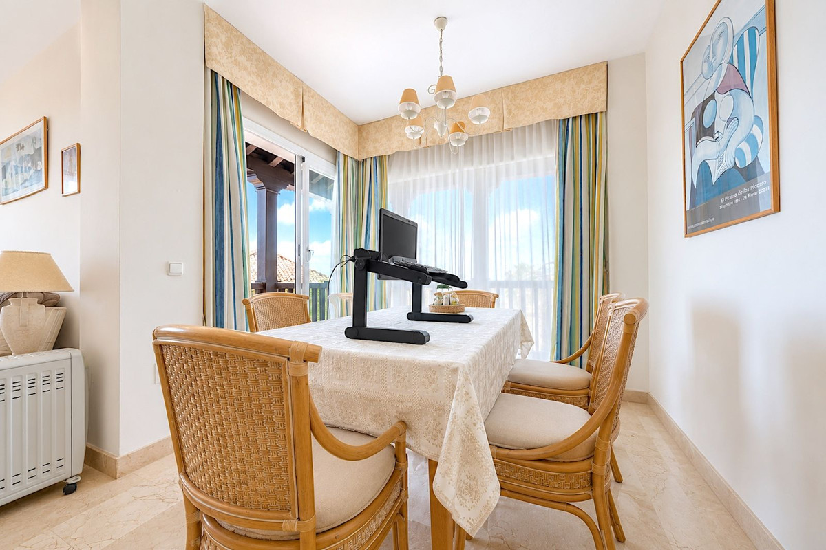 3 Bed Apartment for sale in Calahonda Costa Del Sol, Málaga, Spain