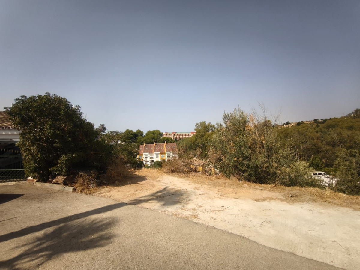 Plots for sale in Torremuelle Costa Del Sol, Málaga, Spain