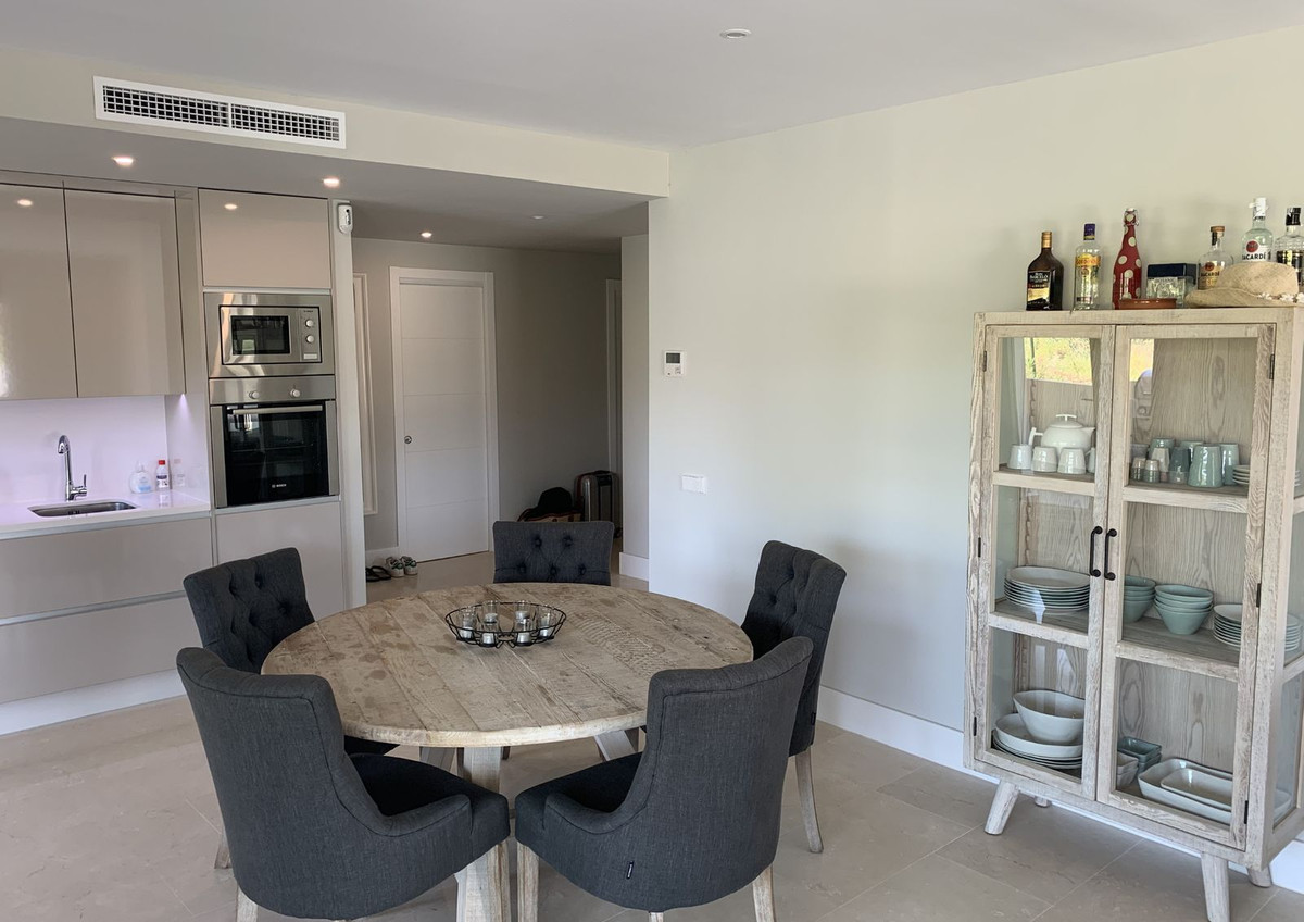 Se vende Apartamento Planta Baja de 2 dormitorios en Costa Del Sol, Málaga, España