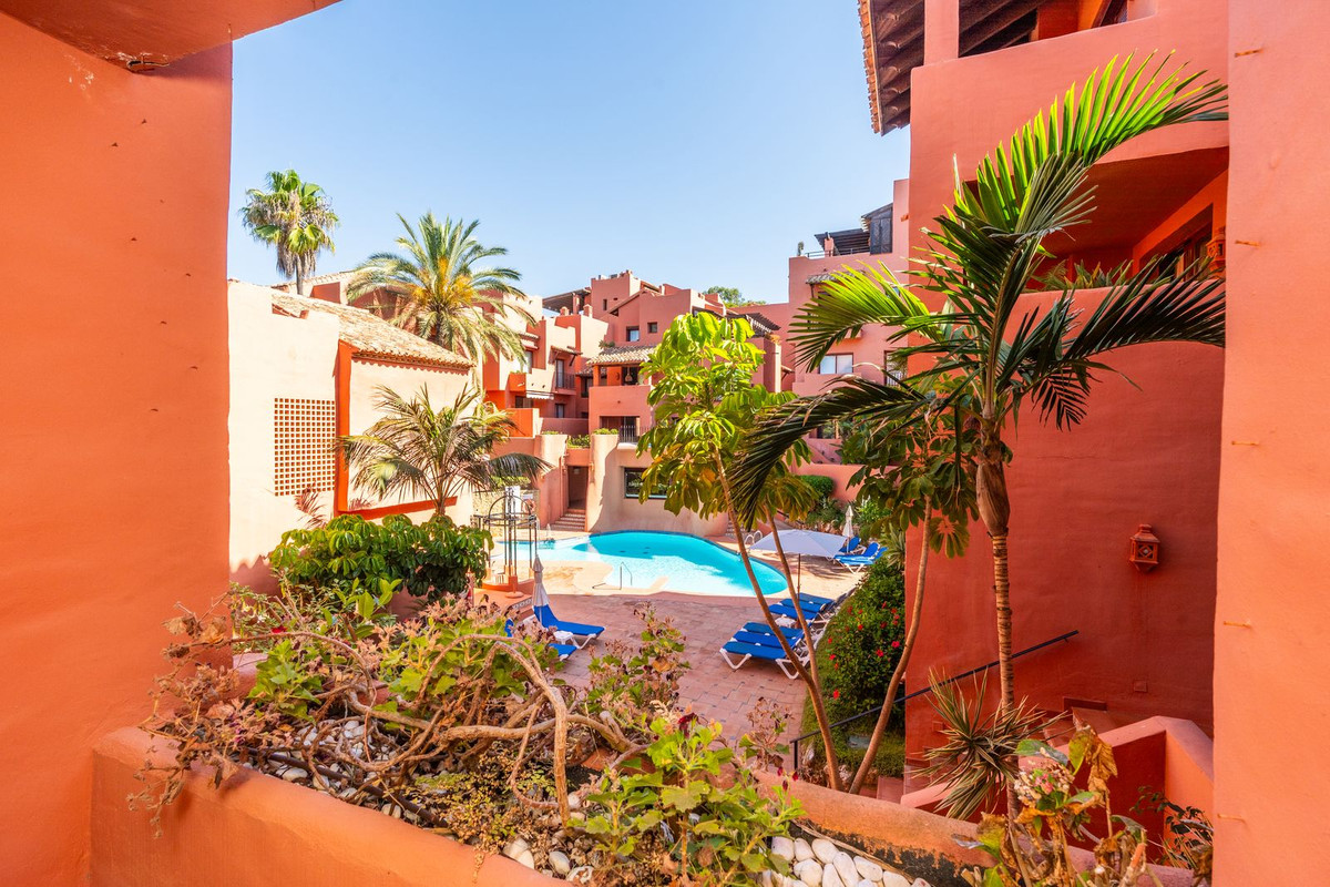 Se vende Apartamento Planta Media de 3 dormitorios en Costa Del Sol, Málaga, España